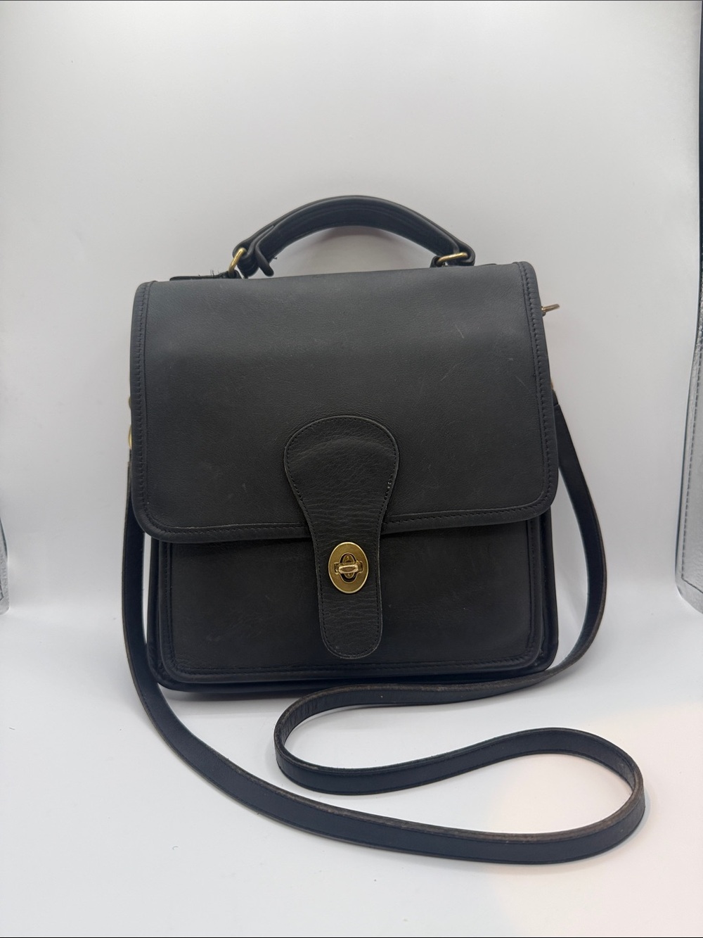 Vintage Coach Station 5130 Black Leather Top Handle Crossbody USA